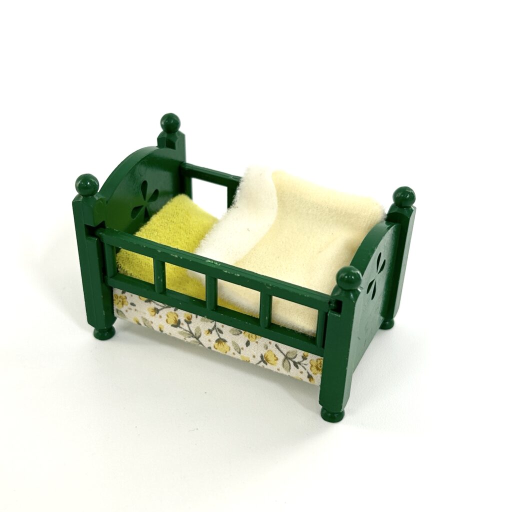 [used] Vintage Green Baby Bed 1985 KA-26 Sylvanian Families Calico Critters