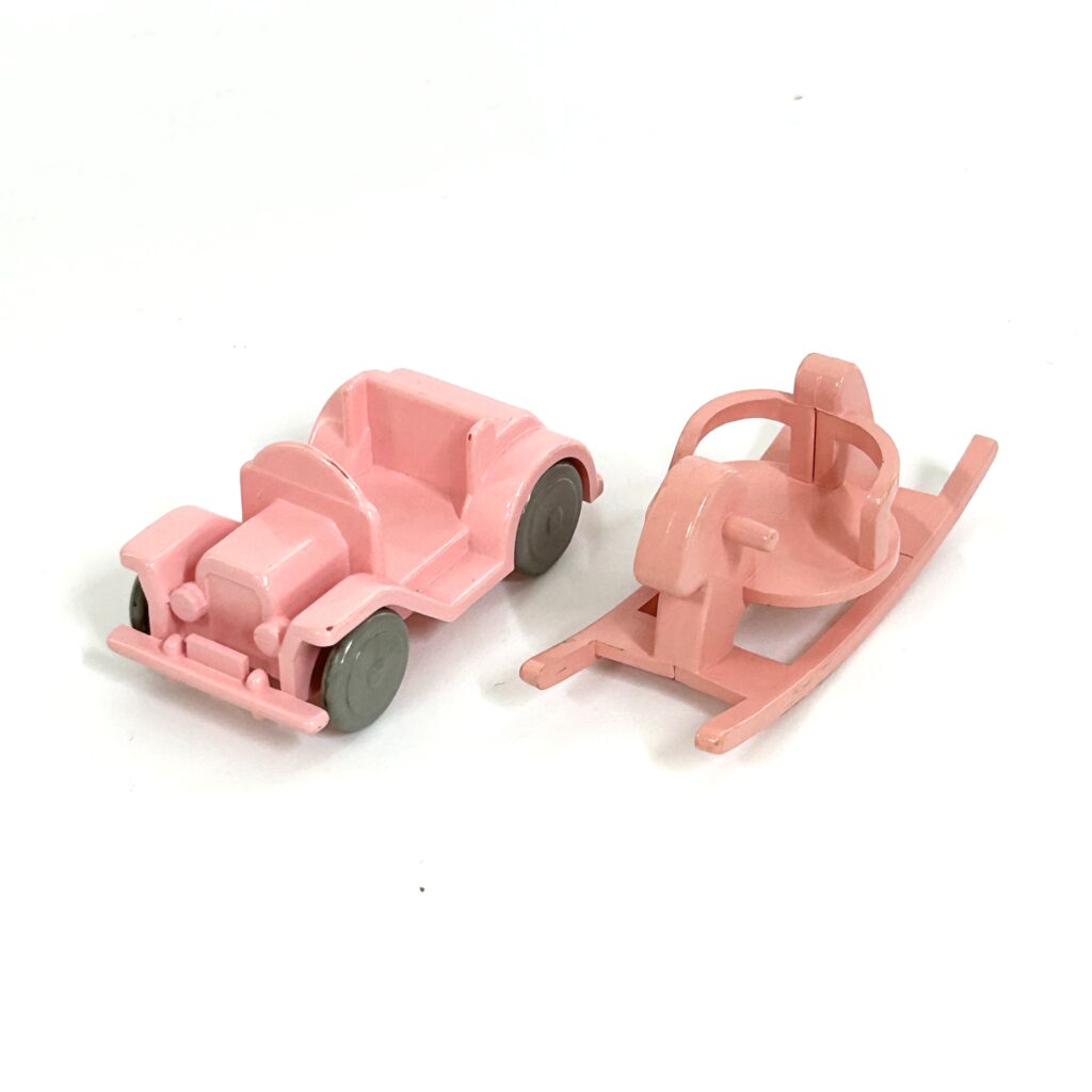 [used] Pink Car and Rocking Horse Sylvanian Families Calico Critters