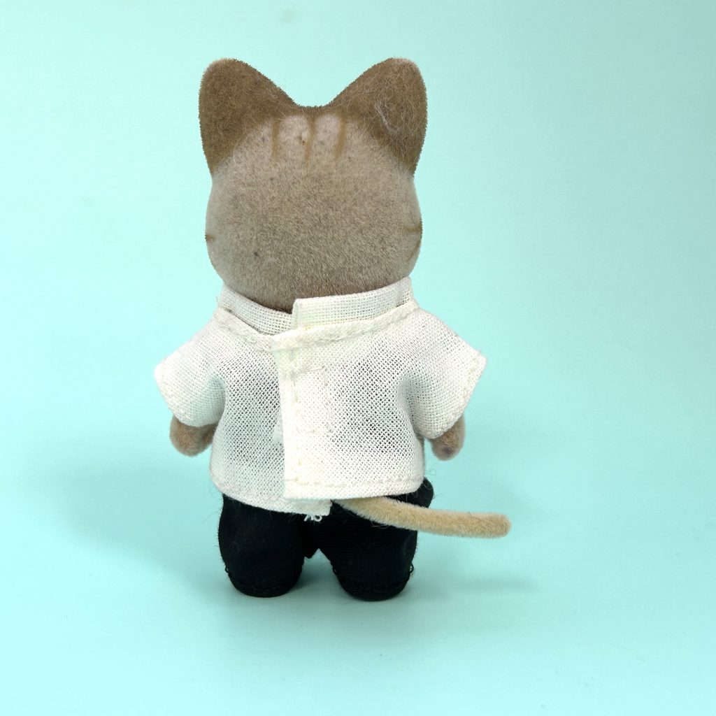 HANDMADE WHITE CAT T-SHIRT AND PANTS ACCIDENTALLY DYED PINK Japan Does not apply