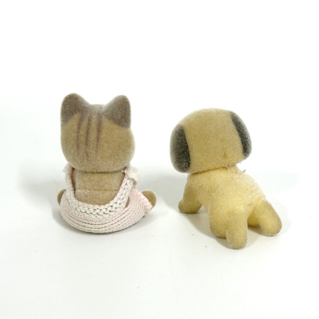 [used] Vintage Ivory Cat Ivory Dog Babies Sylvanian Families Calico Critters