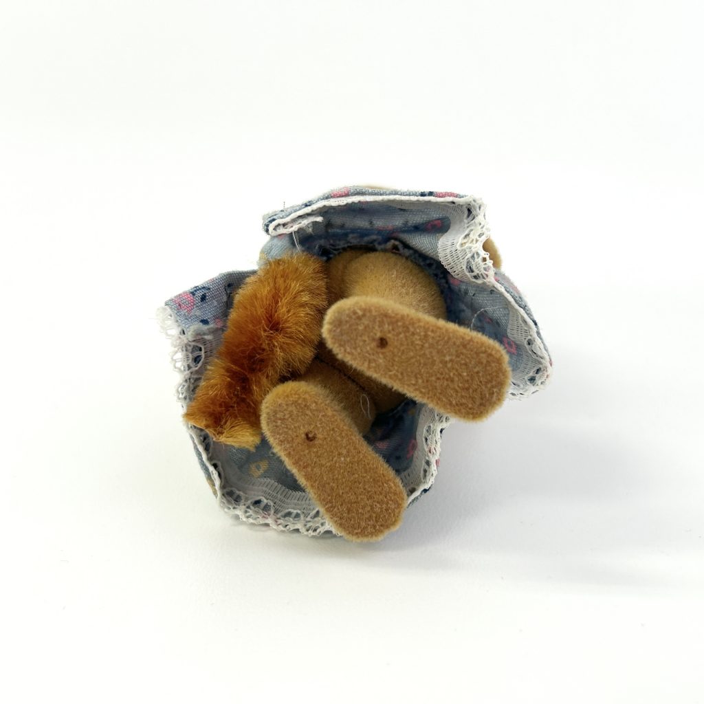 [used] Vintage Fox Girl 1985 Sylvanian Families Calico Critters