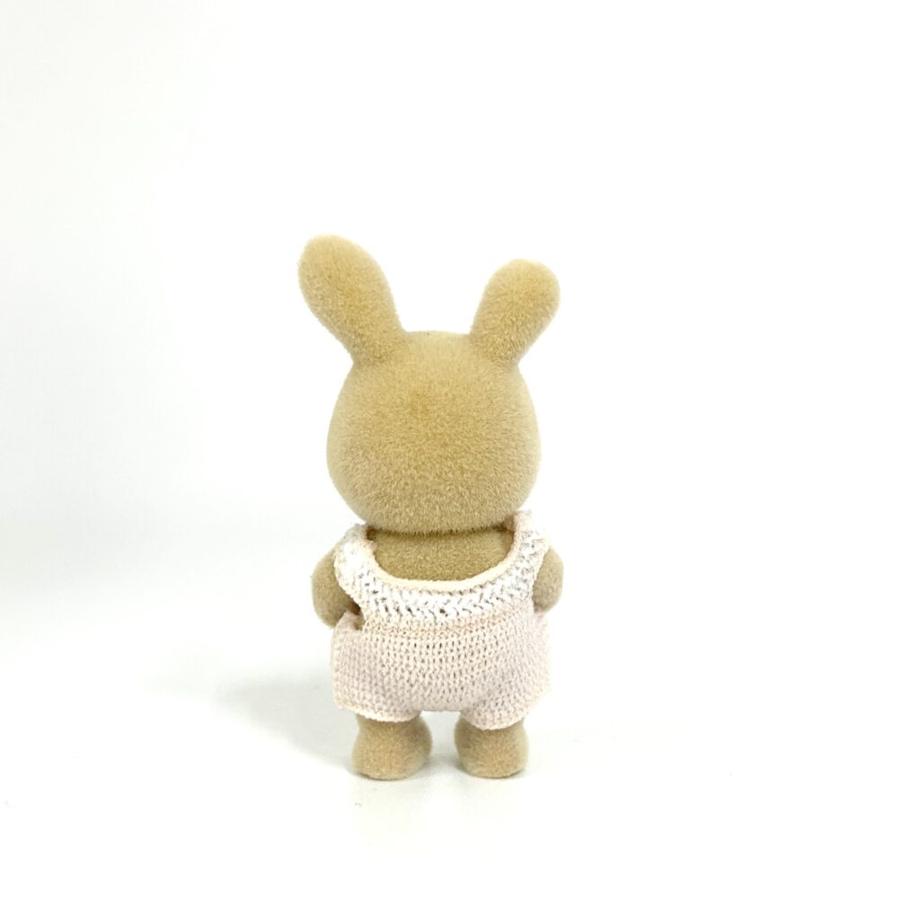 [used] Ivory Rabbit Baby Sylvanian Families Calico Critters