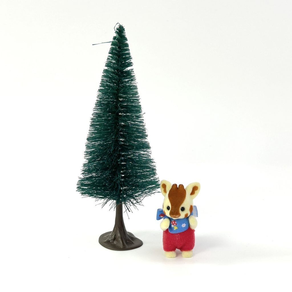 [used] Miniature Tree Sylvanian Families Calico Critters