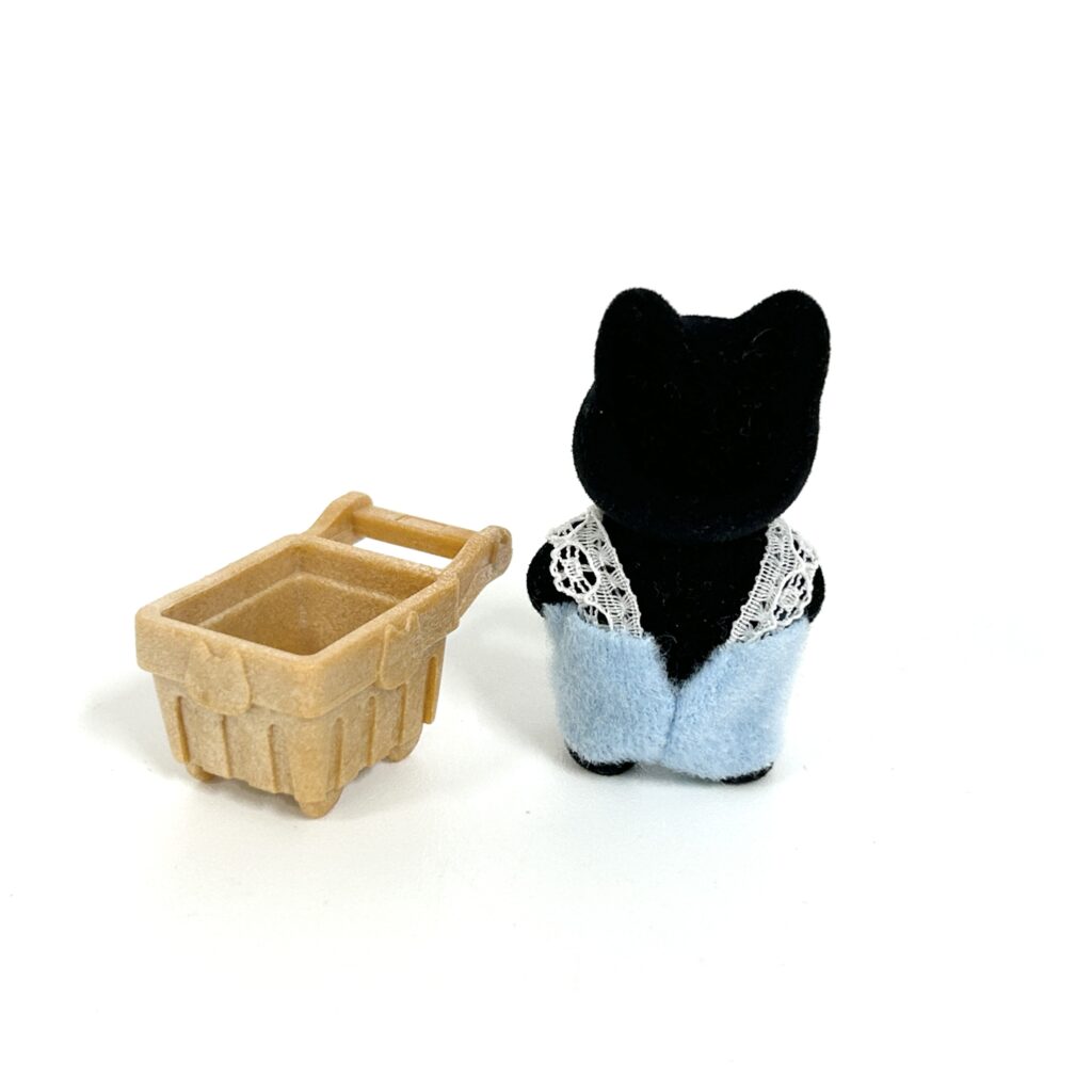[used] Fluffy Dream Collection Baby Shopping Series Charcoal Cat Familymart Sylvanian Families Calico Critters