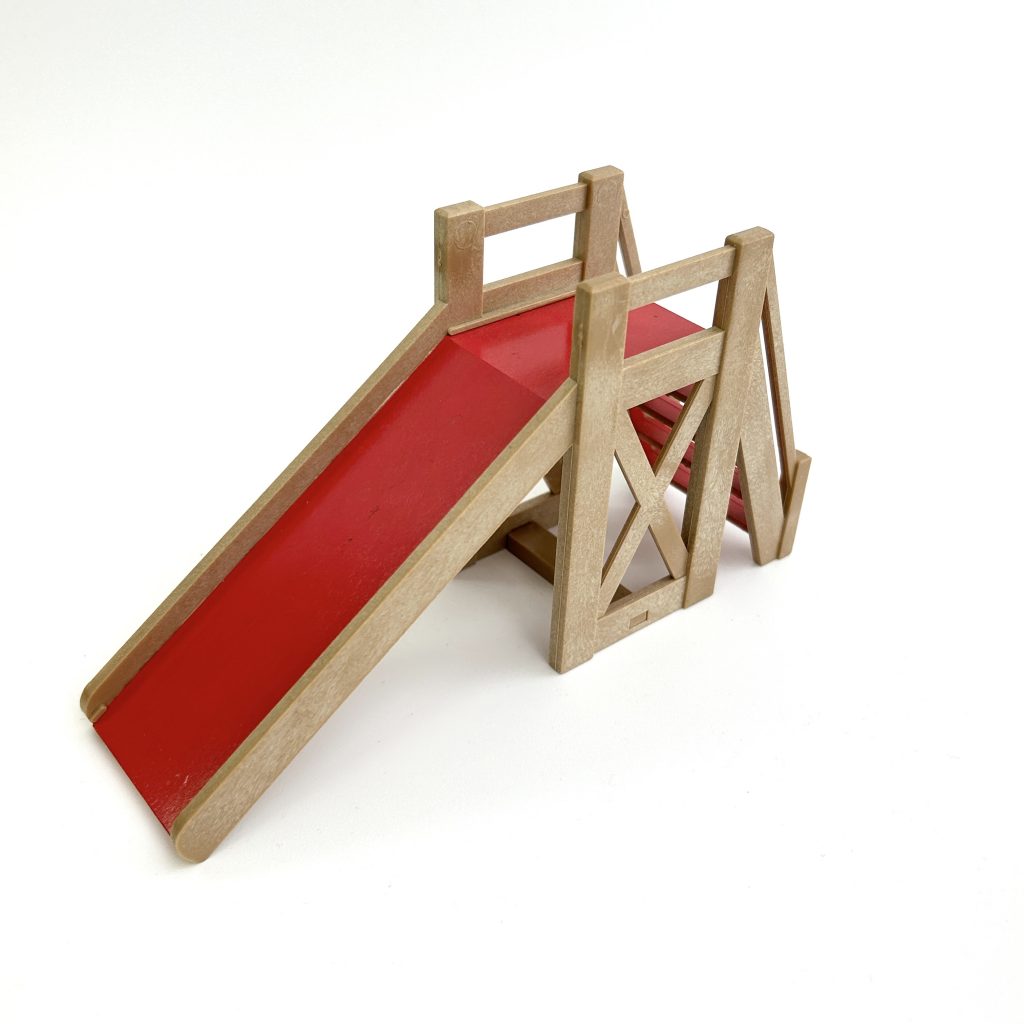 [used] Vintage Red Slide 1985 Sylvanian Families Calico Critters