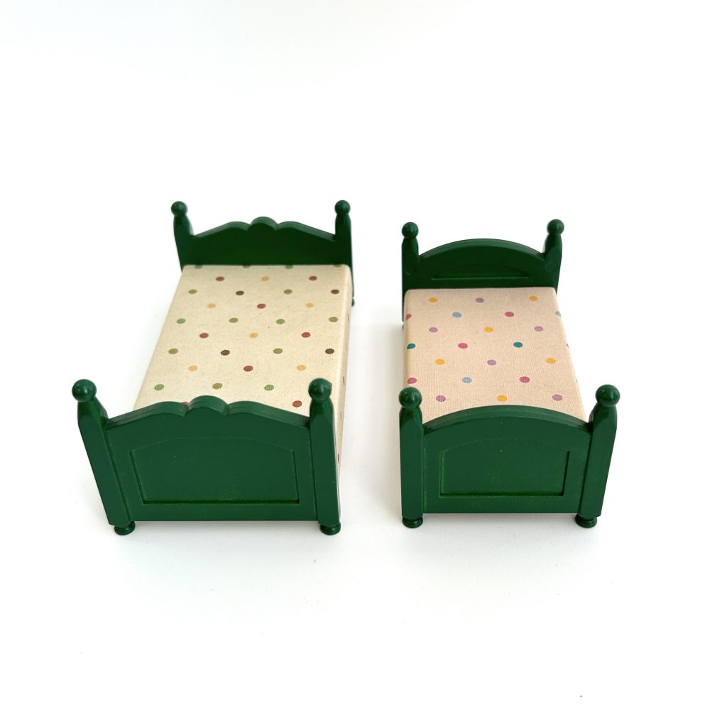 [used] Vintage Green Bed Set 1985 Sylvanian Families Calico Critters