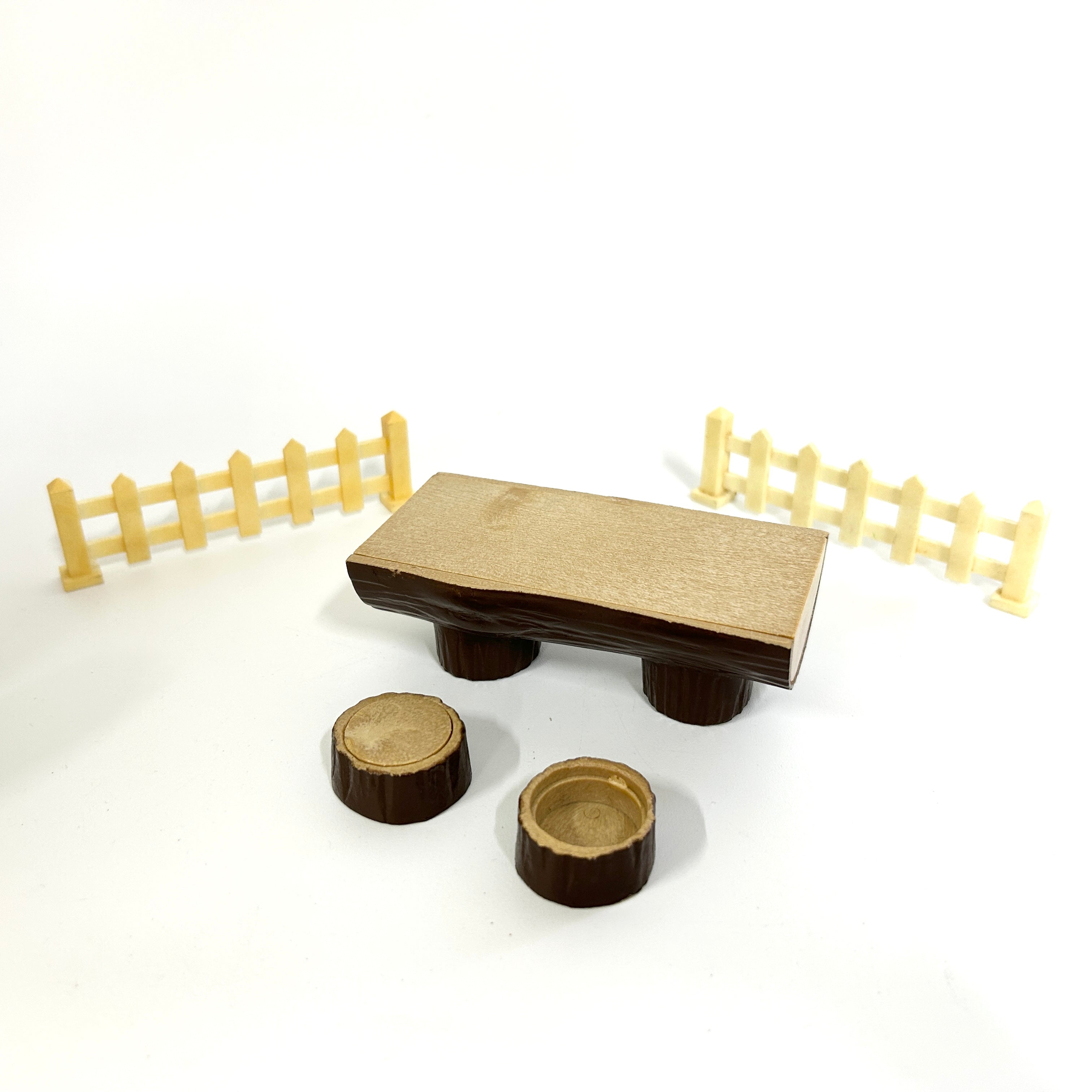 [used] Log Table and Chair Set Sylvanian Families Calico Critters