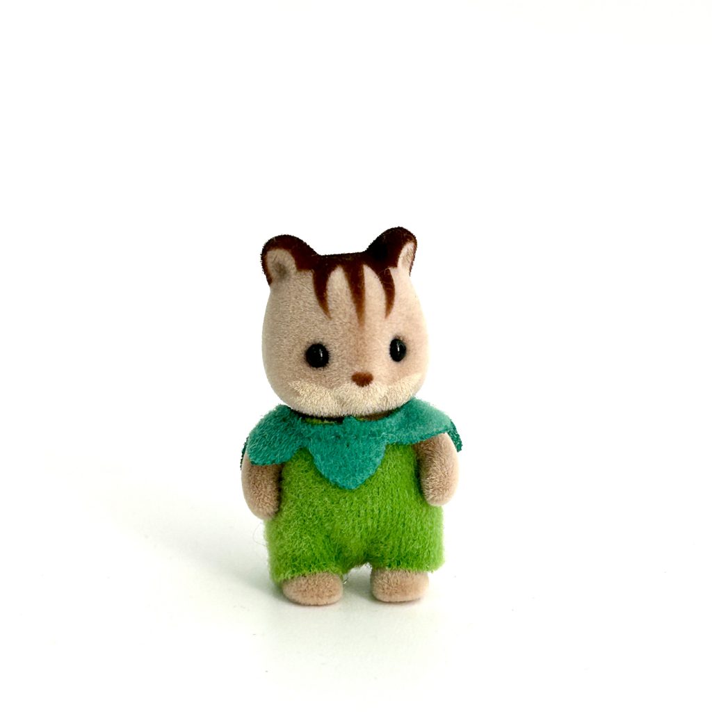 [used] Walnut Squirrel Baby Sylvanian Families Calico Critters