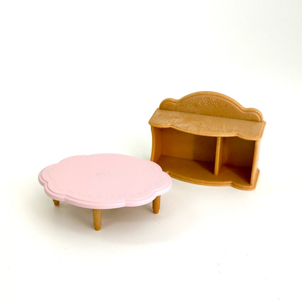 [used] Table and Shelf Set Sylvanian Families Calico Critters