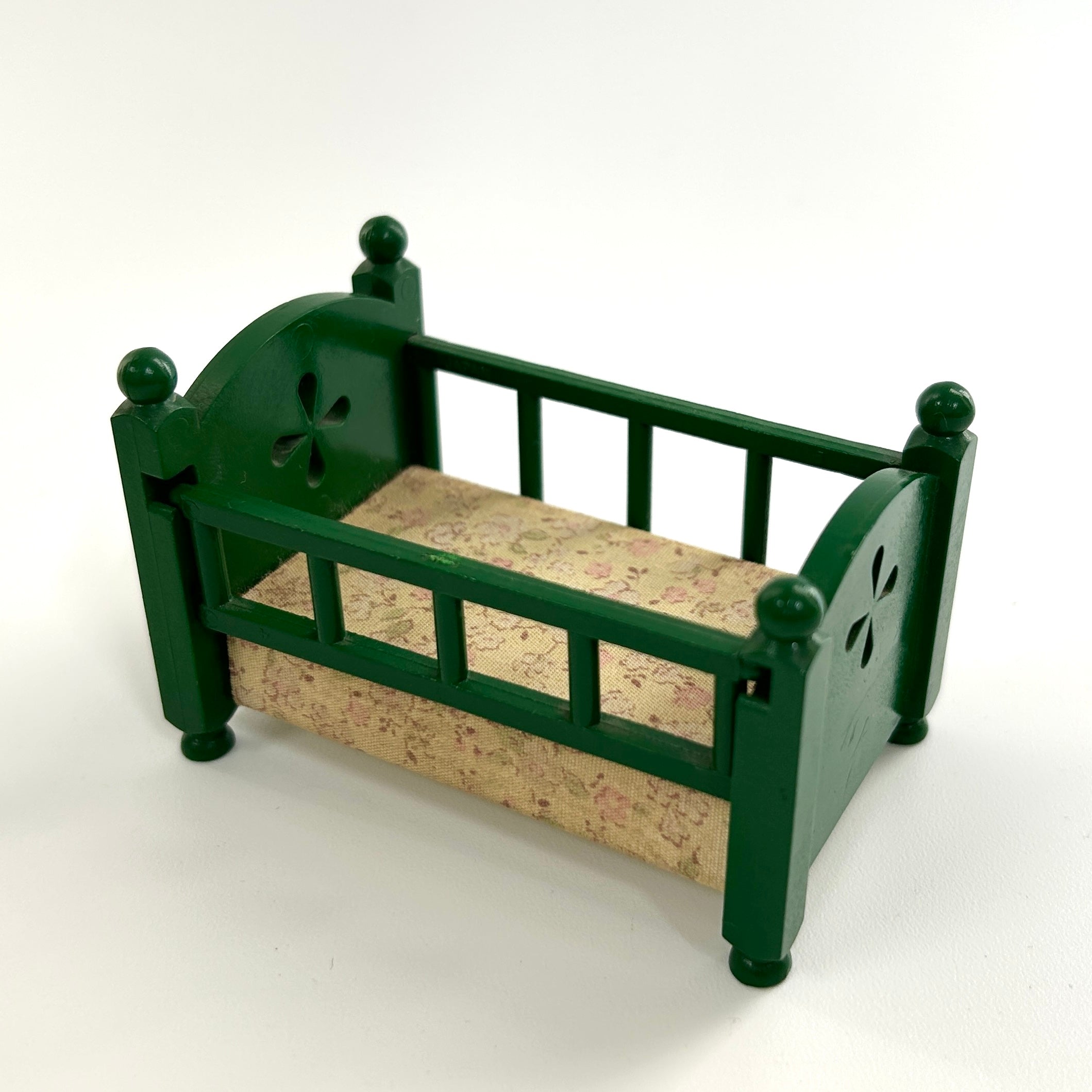[used] Vintage Green Baby Bed 1985 KA-26 Sylvanian Families Calico Critters