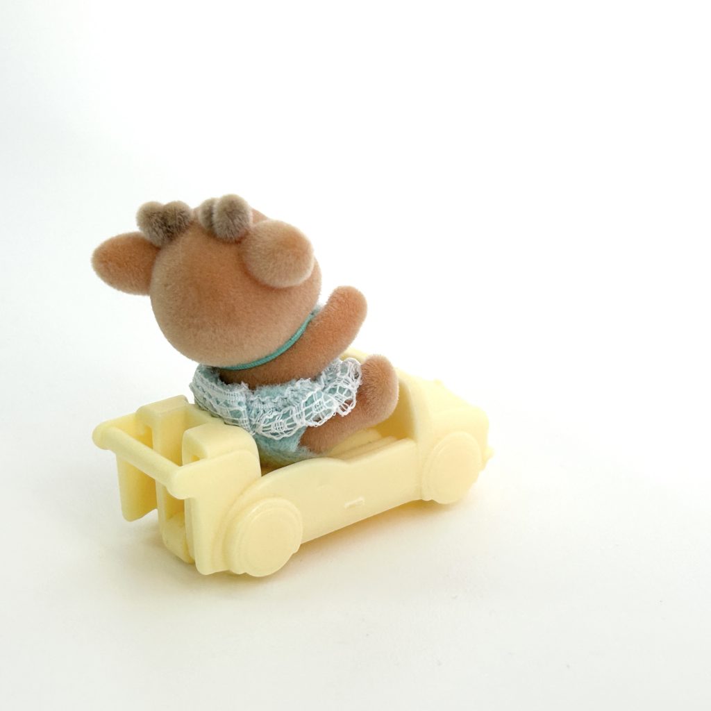 [used] Baby Reindeer and Push Along Car Set Sylvanian Families Calico Critters