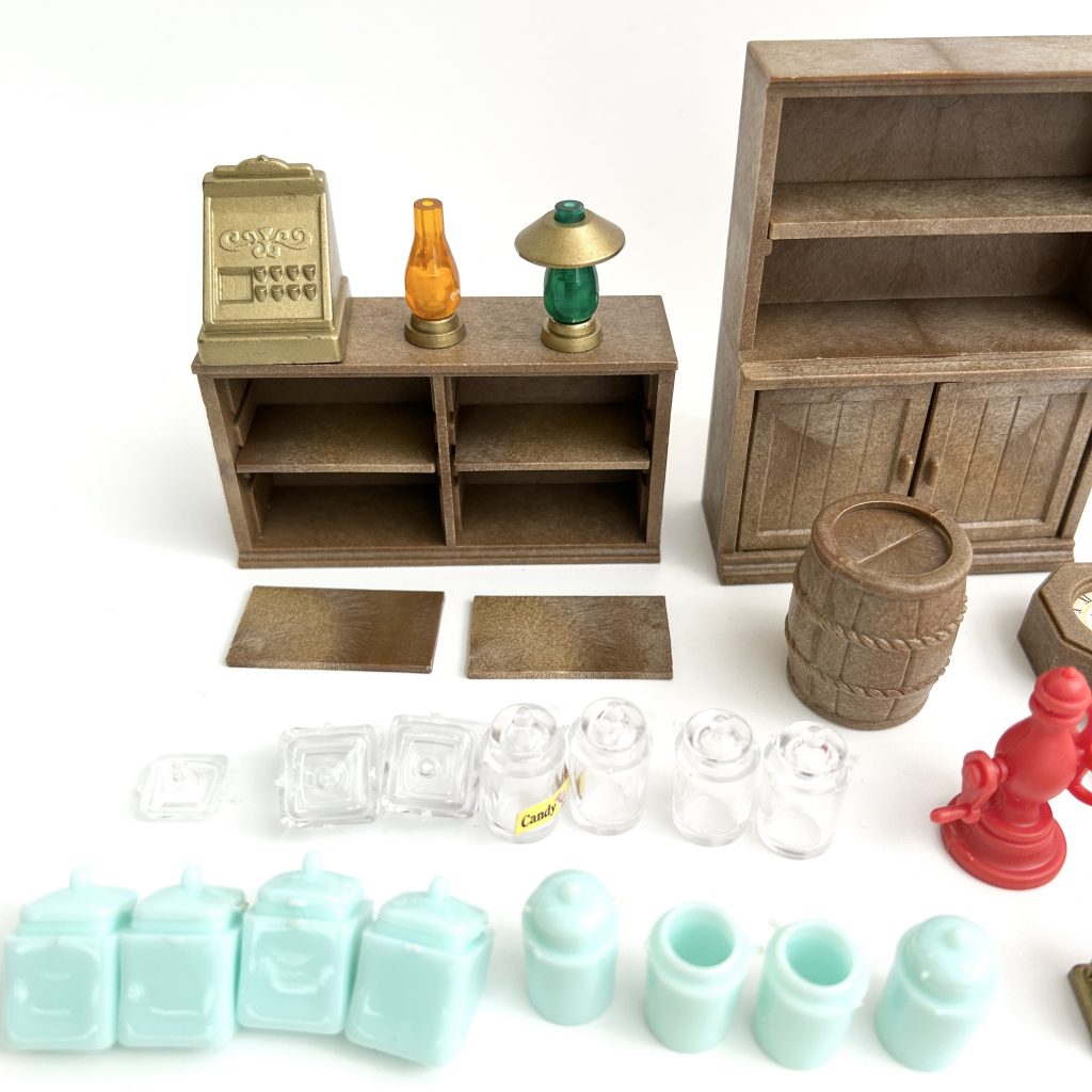 [used] Grocery Store Shelves and Accessories Sylvanian Families Calico Critters