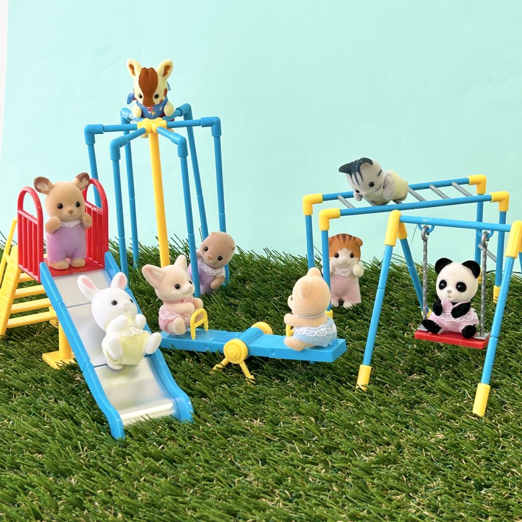 [used] Capsule Toy Miniature Playground Equipment Climbing Pole 2025 Hotline