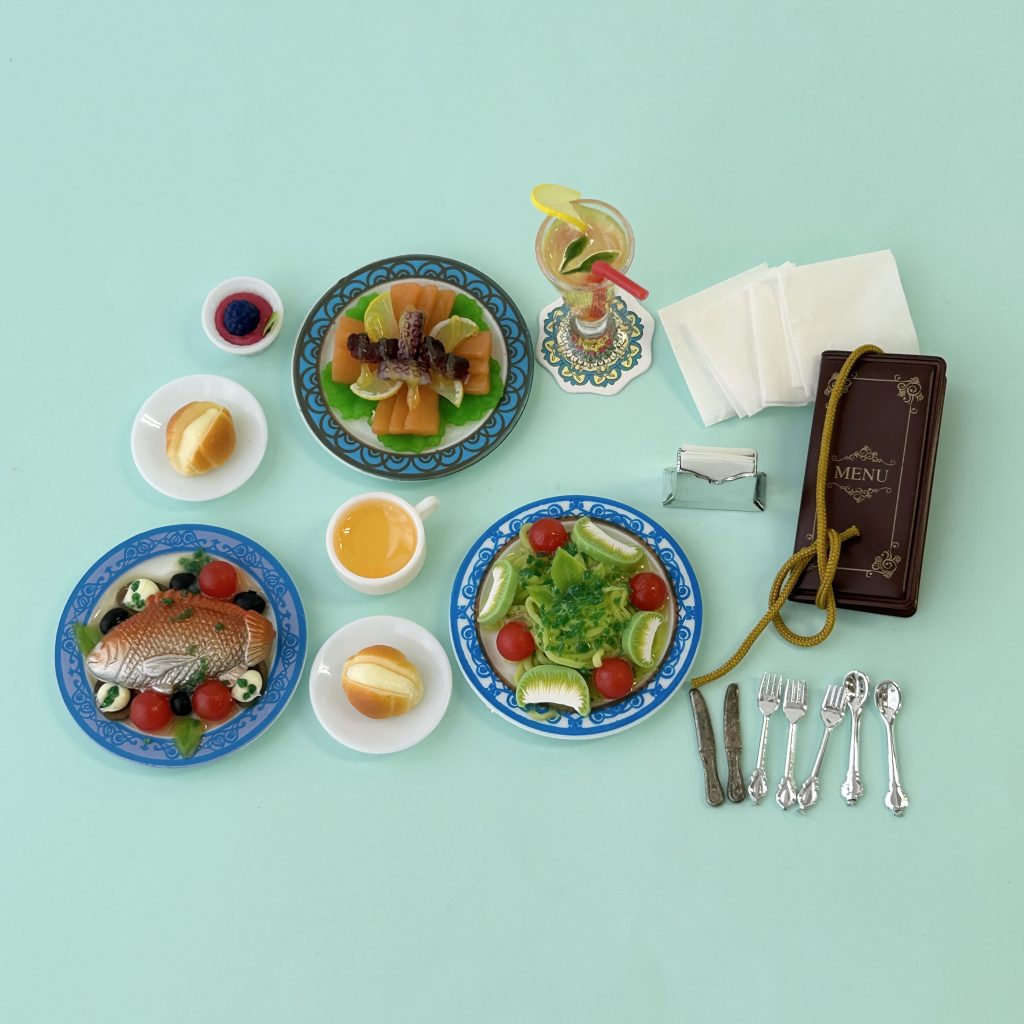 Capsule Jouet Miniature Restaurant Méditerranéen Déjeuner Ensemble Complet 5Pcs 2025 Jouets