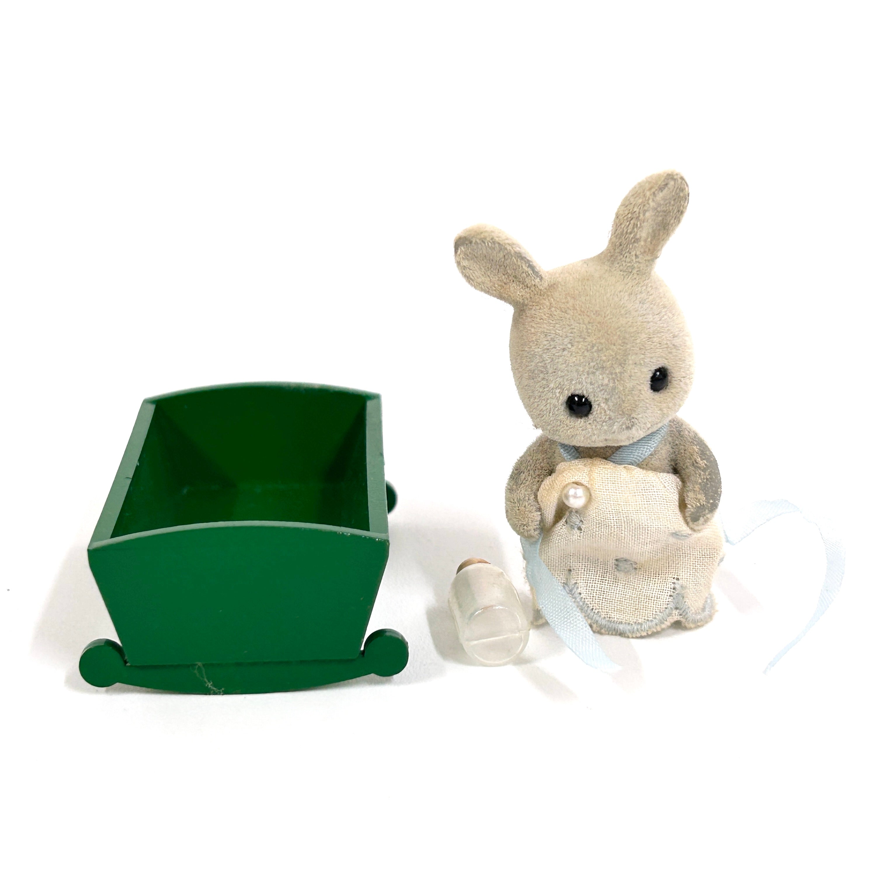[used] Vintage Gray Rabbit Baby 1985 U-15-380 Sylvanian Families Calico Critters