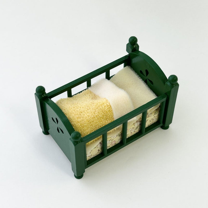 [Used] GREEN BABY BED Epoch Japan Sylvanian Families