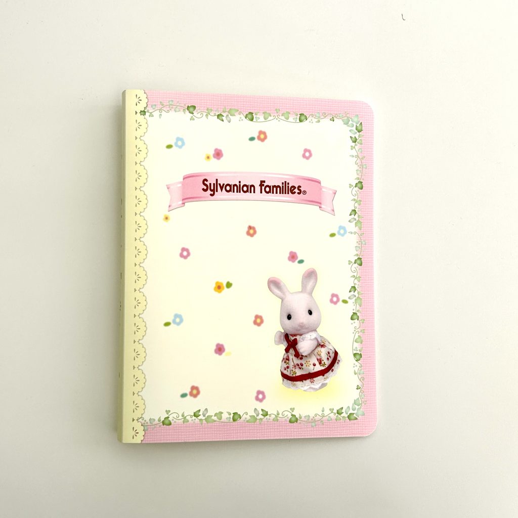 [used] Binder Sylvanian Families Calico Critters