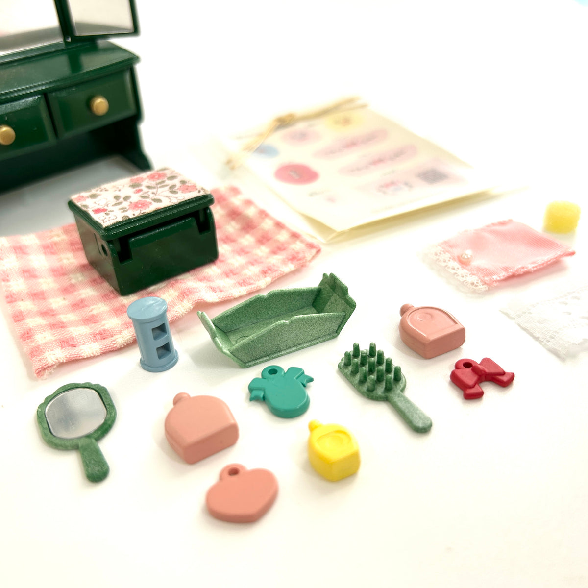 [used] Vintage Green Dresser Set 1995 KA-69 Sylvanian Families Calico Critters