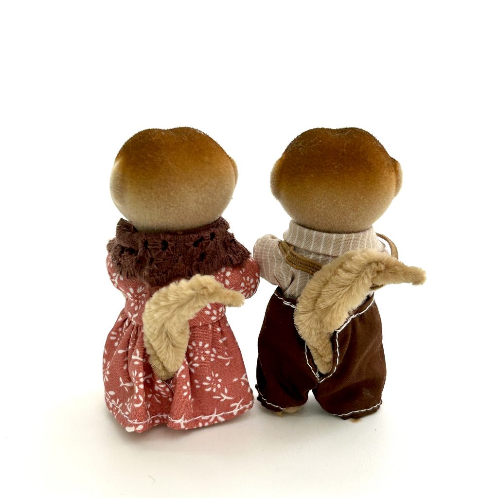 [used] Meerkat Grandparents Sylvanian Families Calico Critters