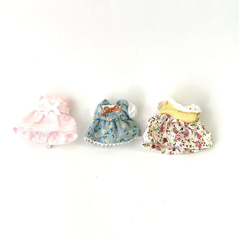 [Used] GIRL'S CLOTHING SET Epoch Japan Sylvanian Families