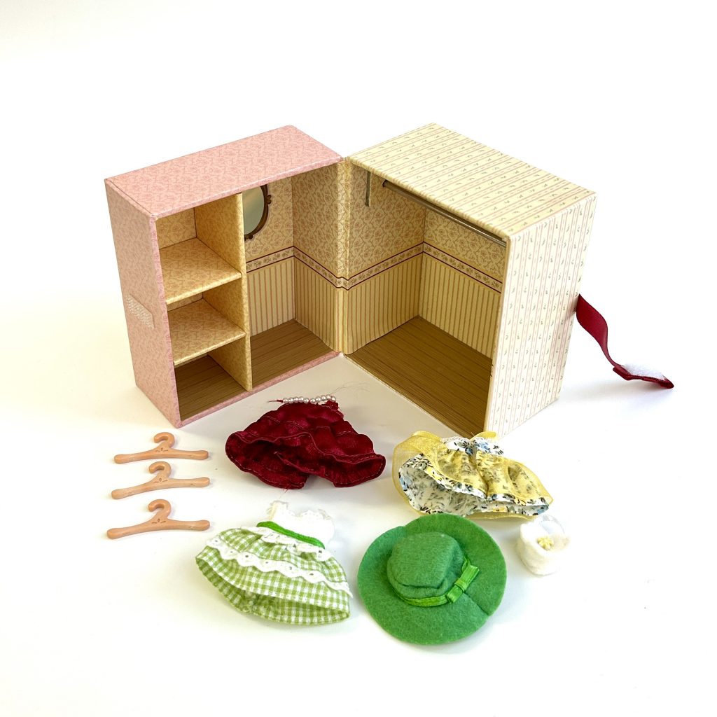 [used] Fan Club Dresser Box Set Sylvanian Families Calico Critters