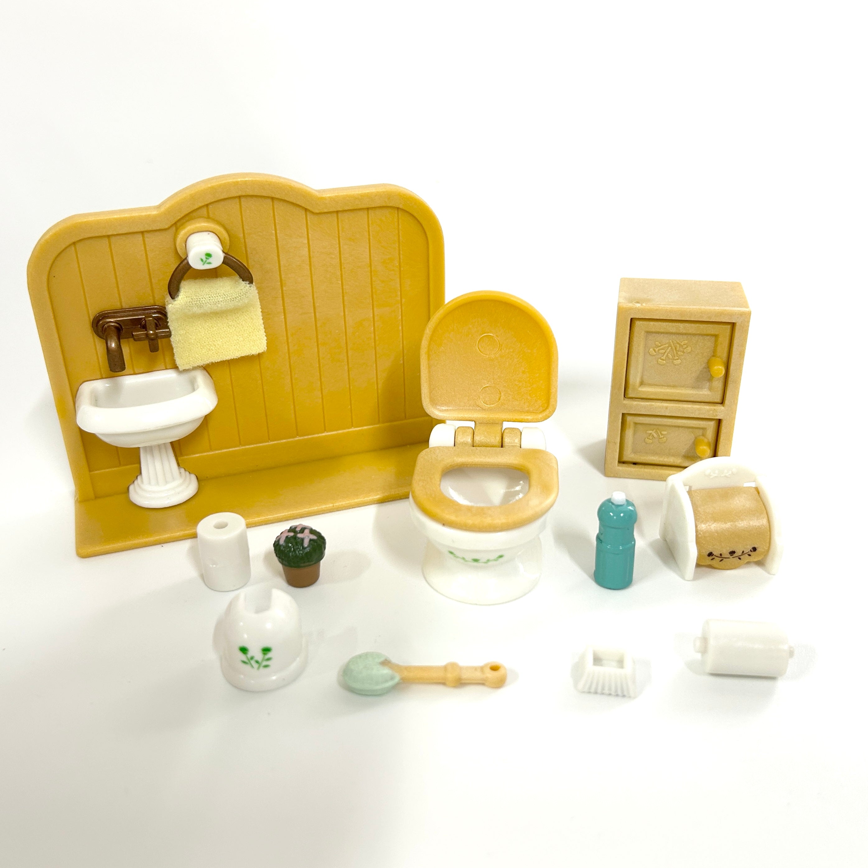 [used] Chocolate Rabbit Boy And Toilet Set DF-09 Sylvanian Families Calico Critters