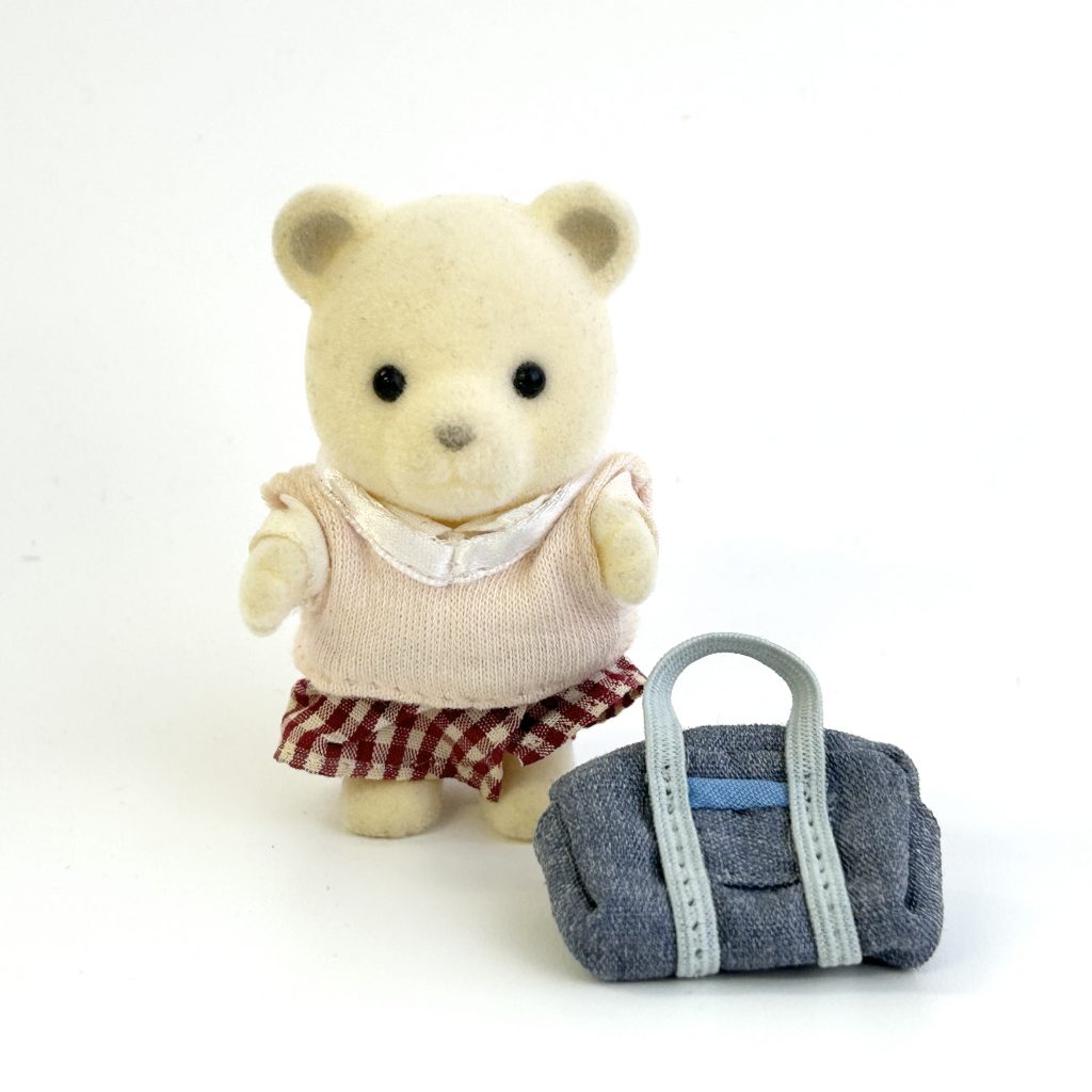 [used] International Student White Polar Bear Girl 2003 S-106 Sylvanian Families Calico Critters