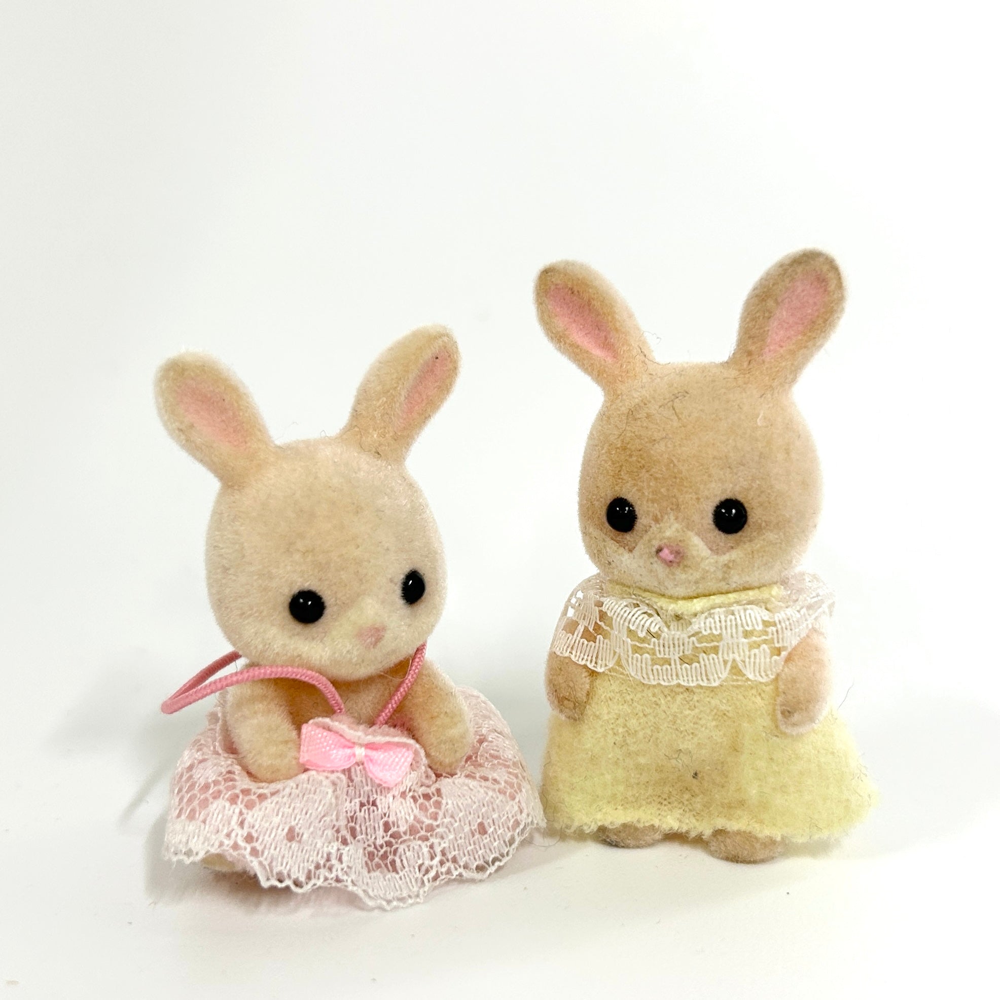 [used] Pink Cottontail Rabbit Twins Sylvanian Families Calico Critters