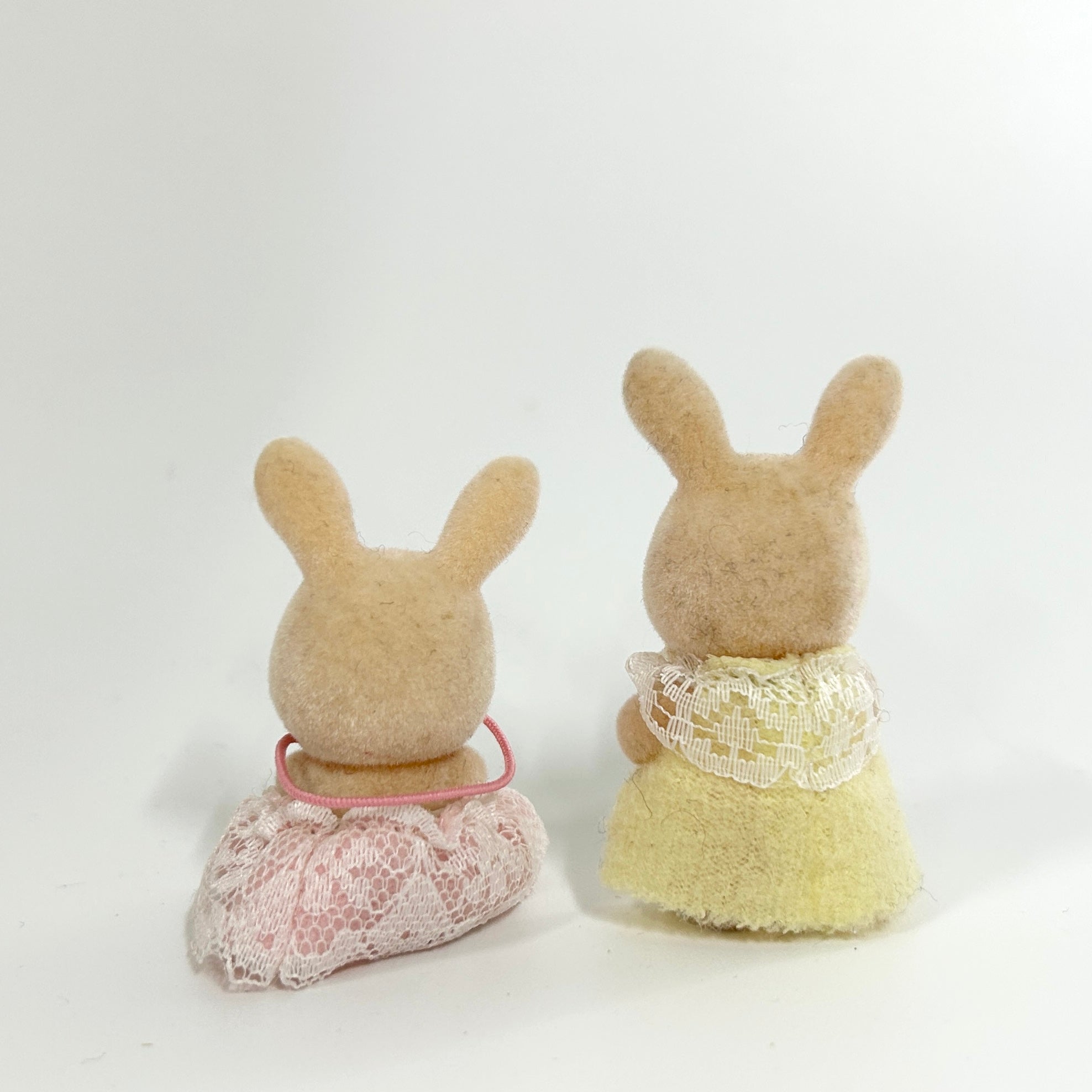 [used] Pink Cottontail Rabbit Twins Sylvanian Families Calico Critters