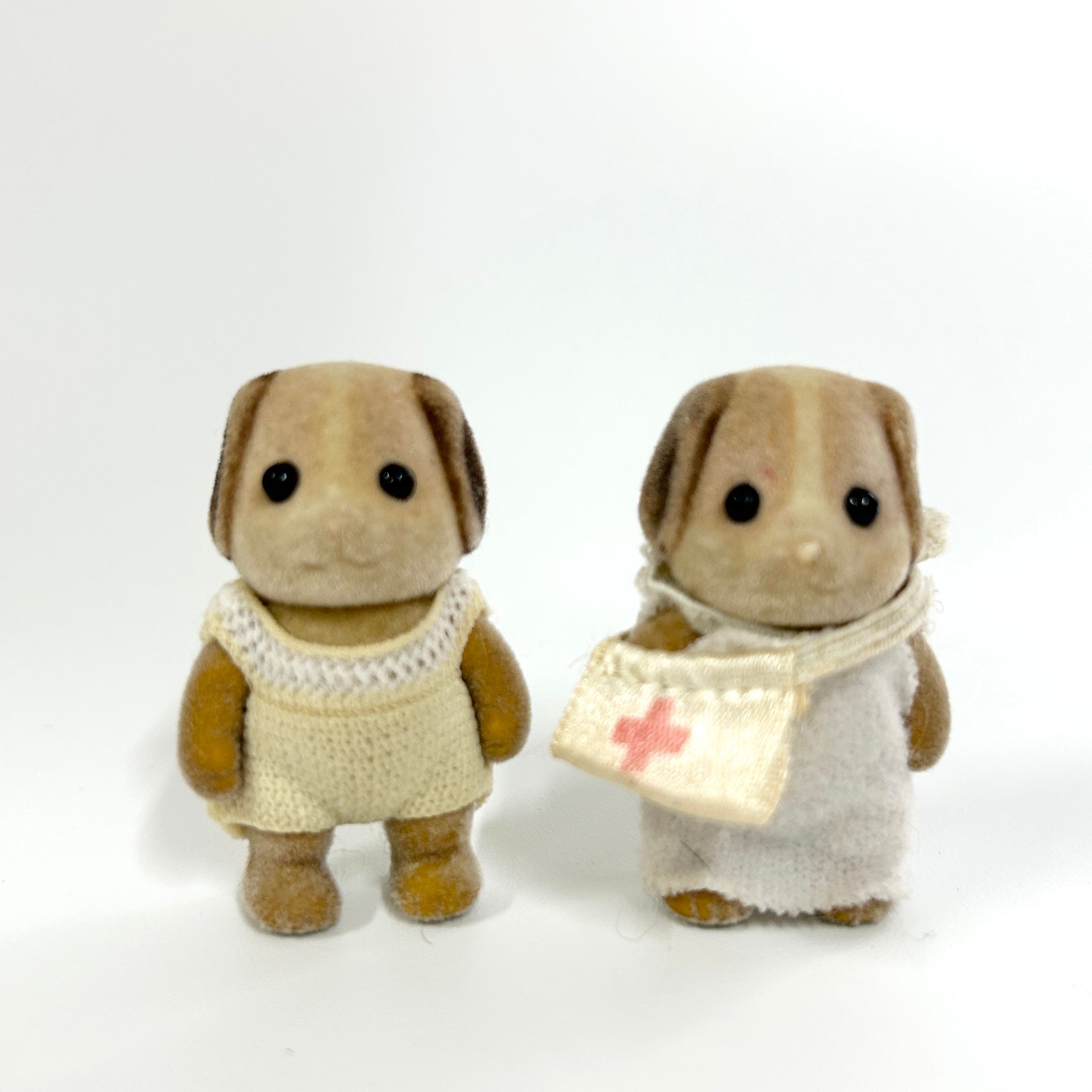 [used] Beagle Babies Sylvanian Families Calico Critters