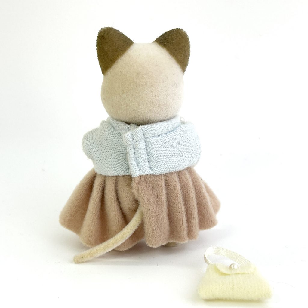 [used] Cream Cat Mother Sylvanian Families Calico Critters