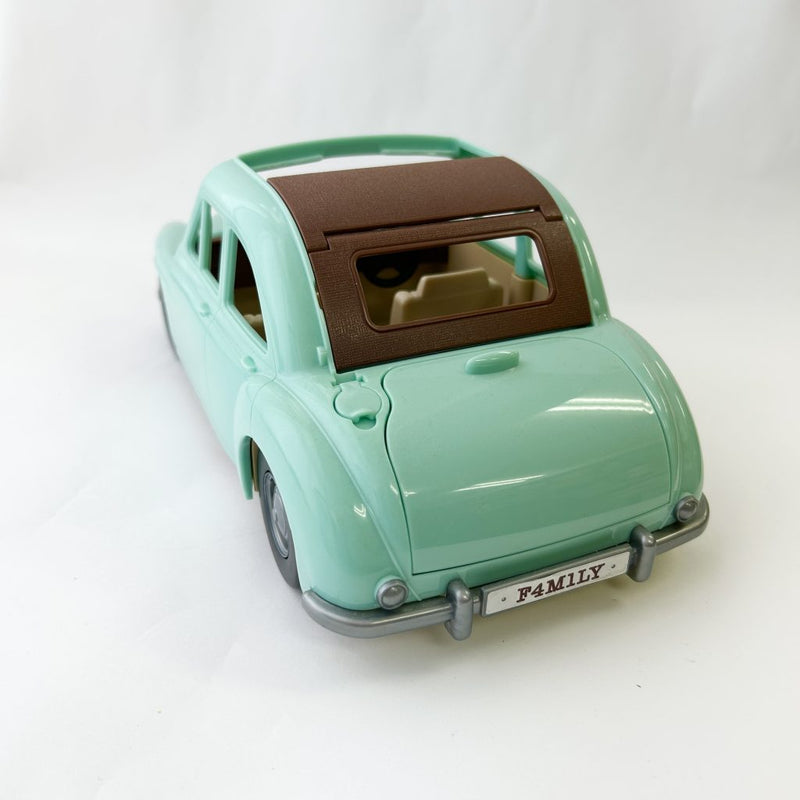 [Used] SALOON CAR MINT GREEN Limited Epoch Japan Sylvanian Families