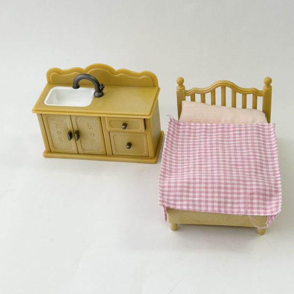 [Used] SINK AND BED SET Japan Sylvanian Families