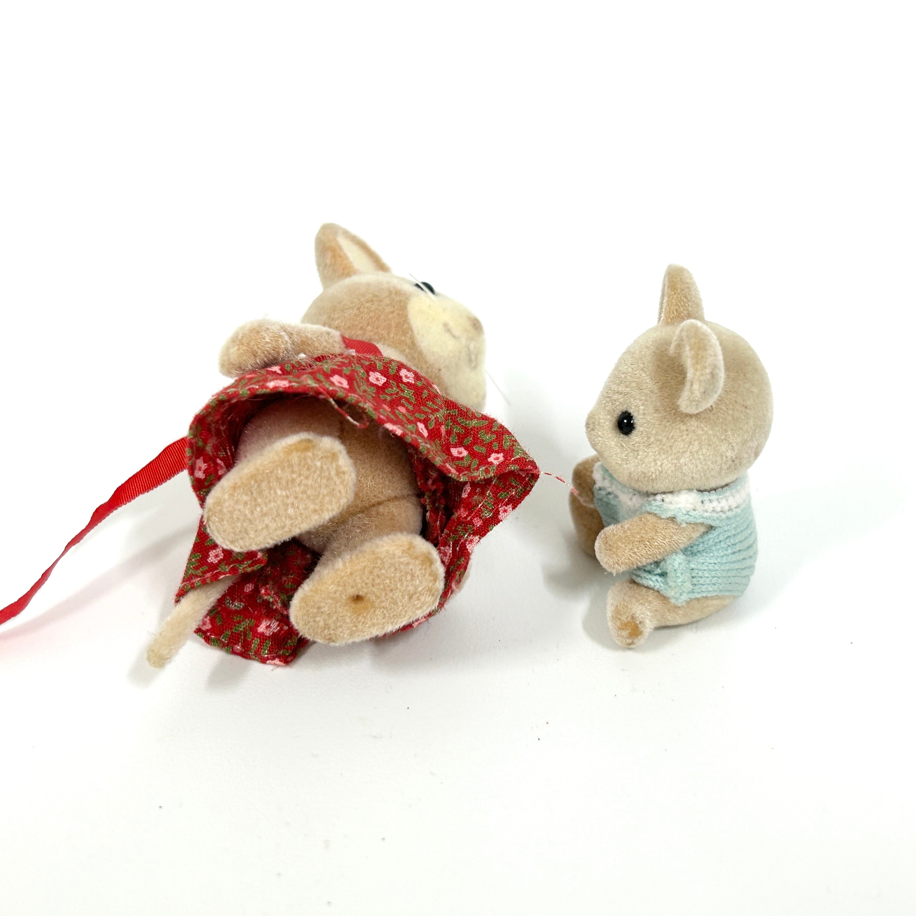 [used] Vintage Field Mouse Girl Baby Sylvanian Families Calico Critters