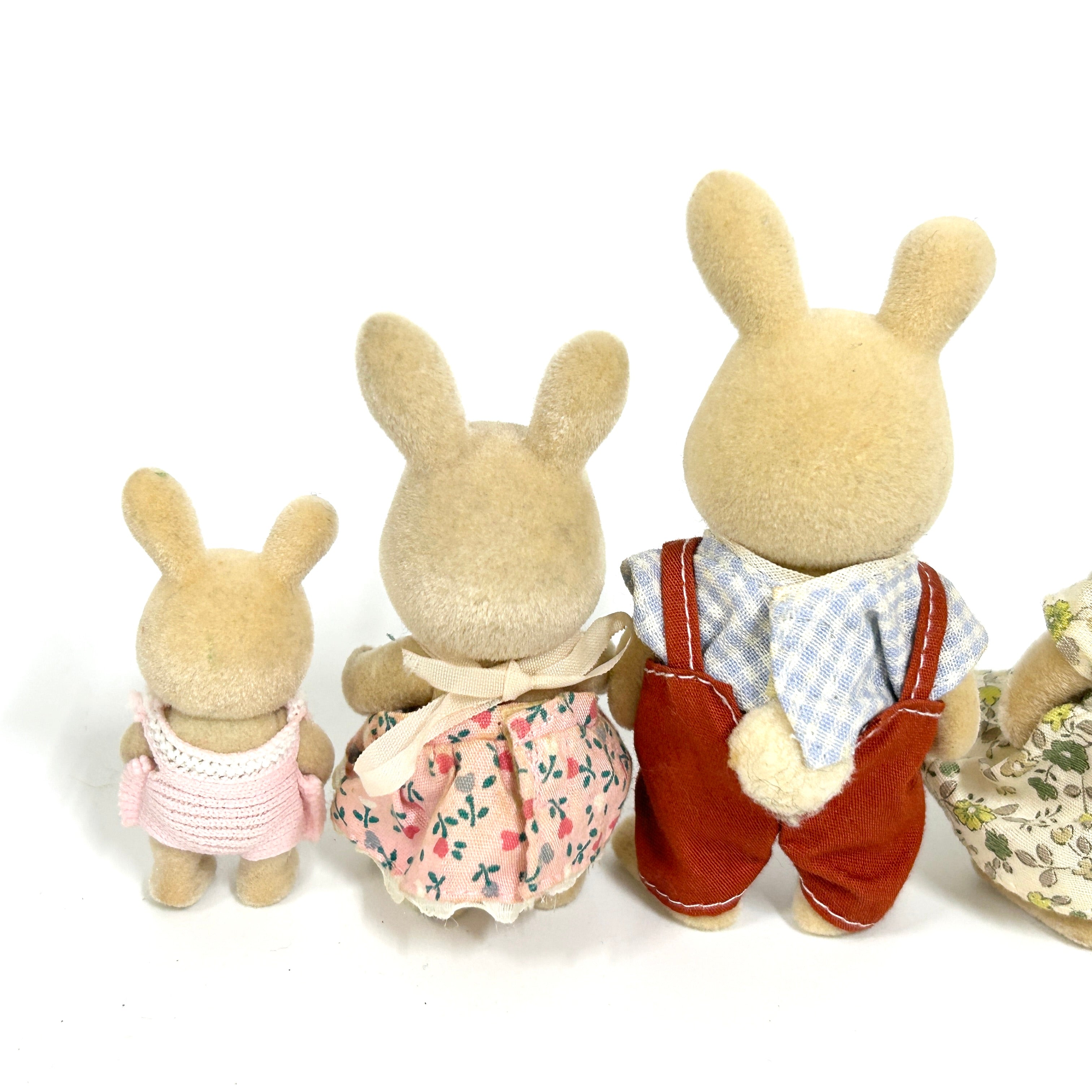 [used] Vintage Ivory Rabbit Family Sylvanian Families Calico Critters
