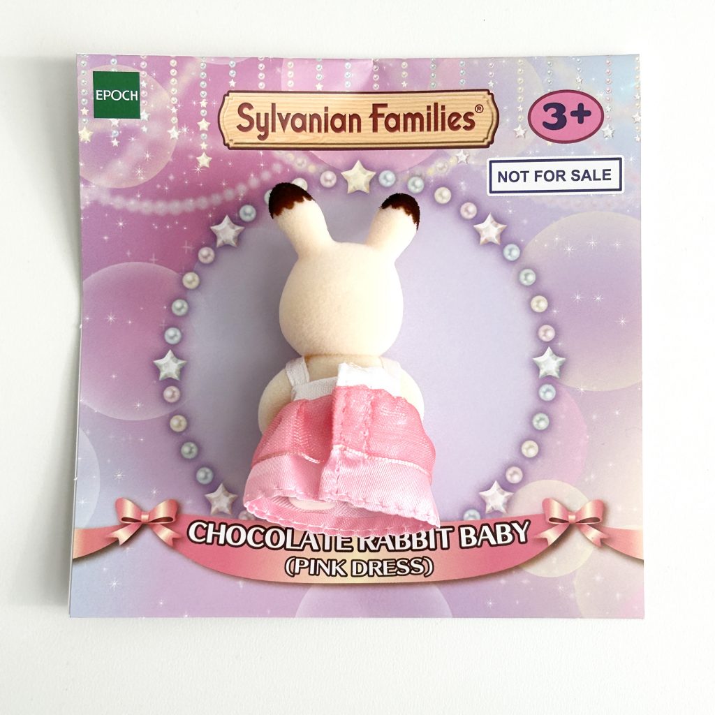 Robe Rose Pour Le Bébé Lapin Chocolat 2021 Sylvanian Families Calico Critters