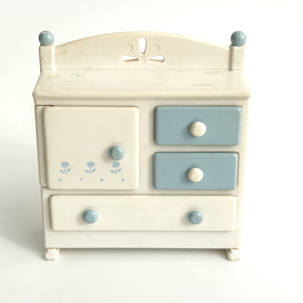 [used] Baby Clothes Wardrobe Sylvanian Families Calico Critters