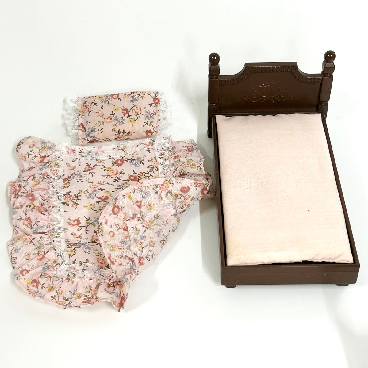 [used] Sweet Bed KA-502 Sylvanian Families Calico Critters