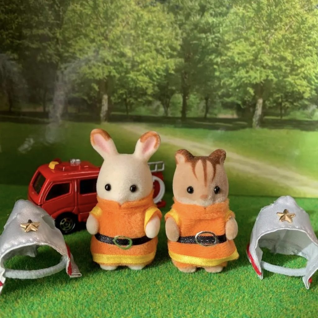 HANDMADE FIREFIGHTER COSTUME SET FOR BABY Does not apply