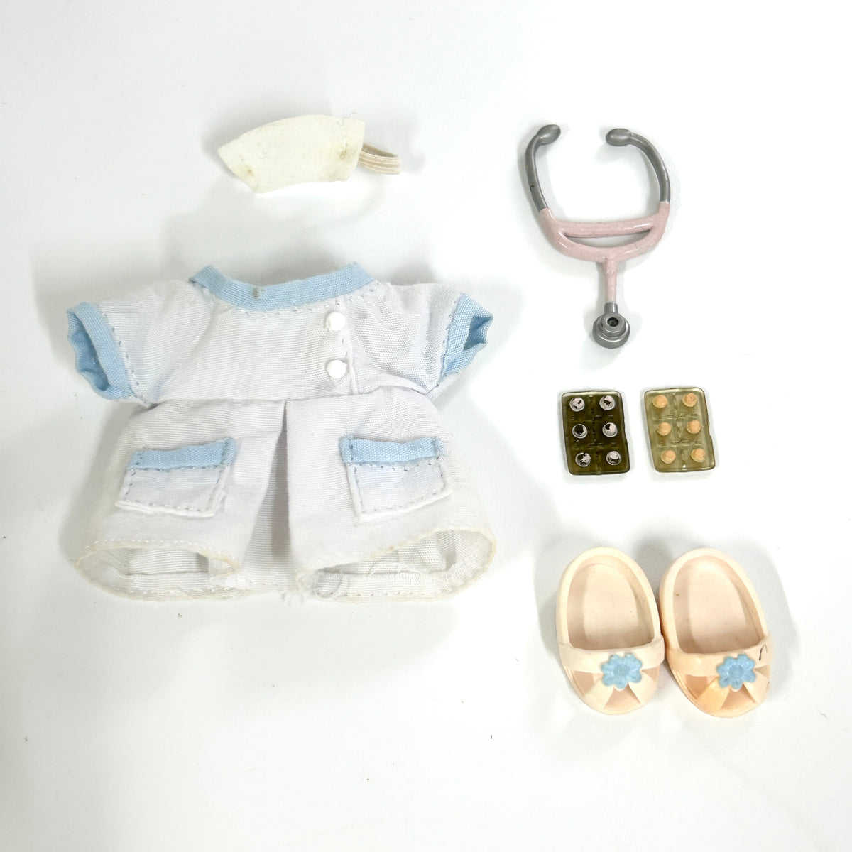 [used] Nurse Uniform For Mother 2003 H-10 Sylvanian Families Calico Critters