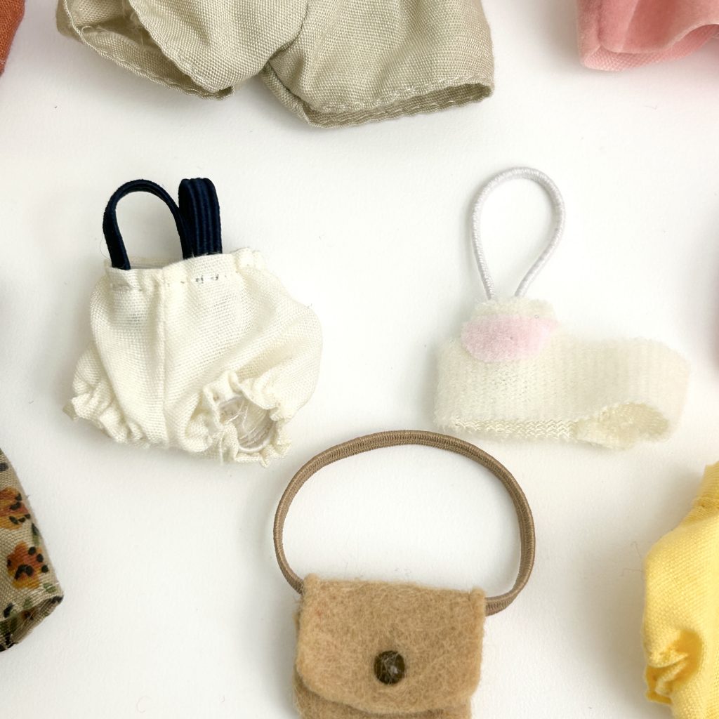 [used] Outfit Set Sylvanian Families Calico Critters