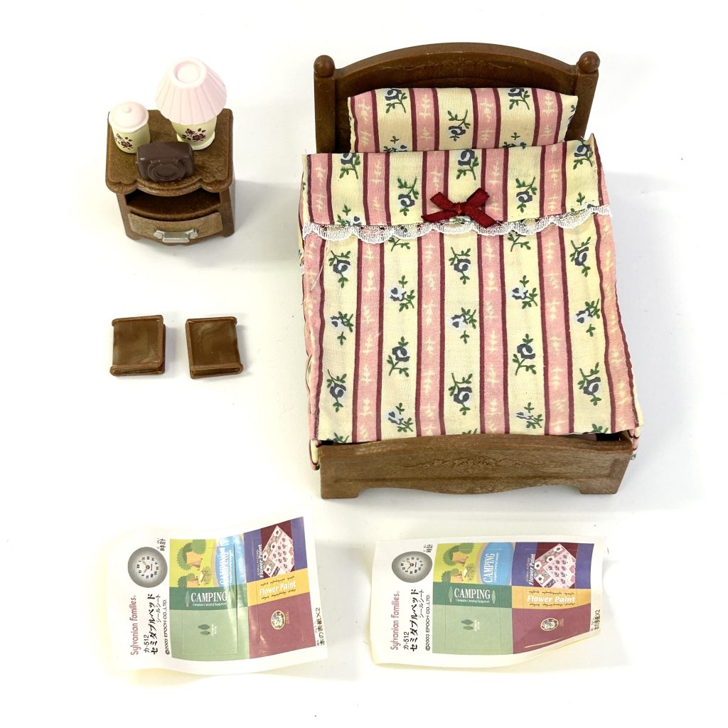 [used] Semi-Double Bed For Bedroom KA-512 Sylvanian Families Calico Critters