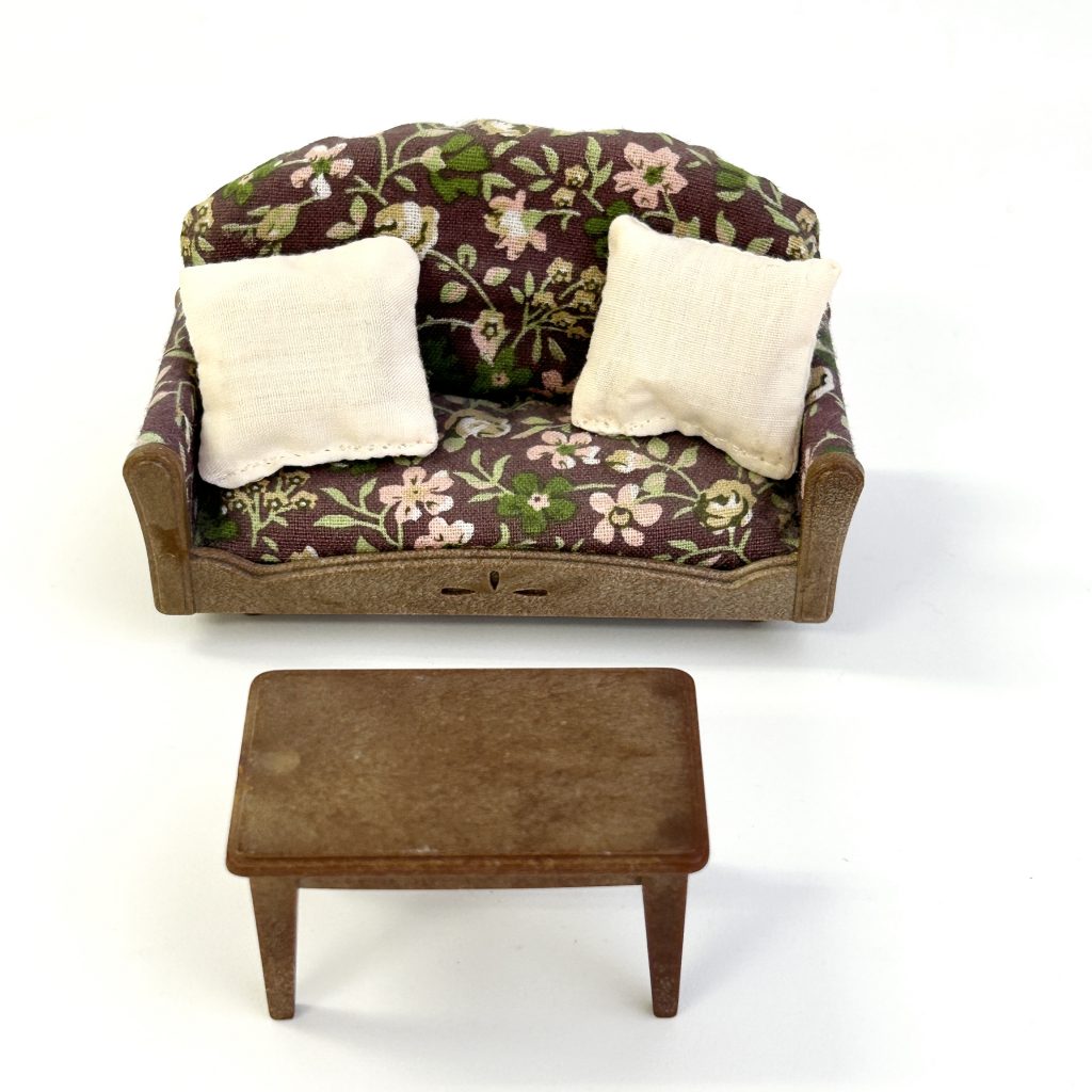 [used] Sofa Set Sylvanian Families Calico Critters
