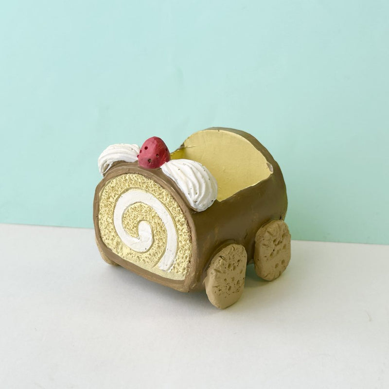 NATURAL KITCHEN RESIN ROLL CAKE CAR Small Size Natural Kitchen