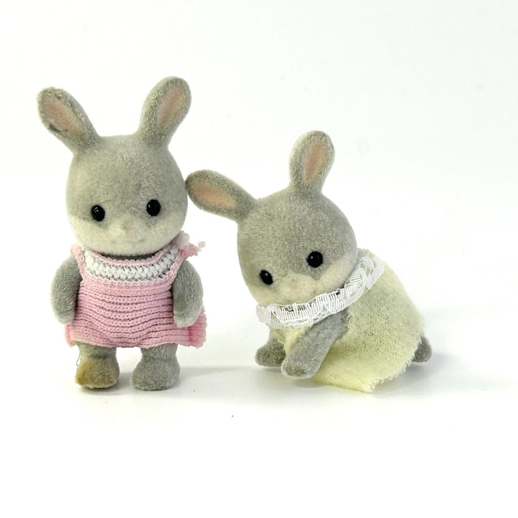 [used] Cottontail Rabbit Babies Sylvanian Families Calico Critters