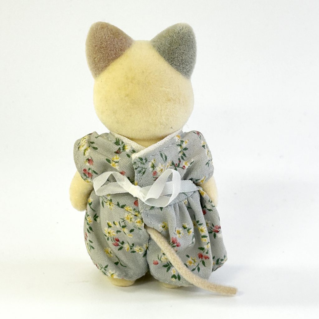 [used] Vintage Whisker Spotted Cat Mother Sylvanian Families Calico Critters