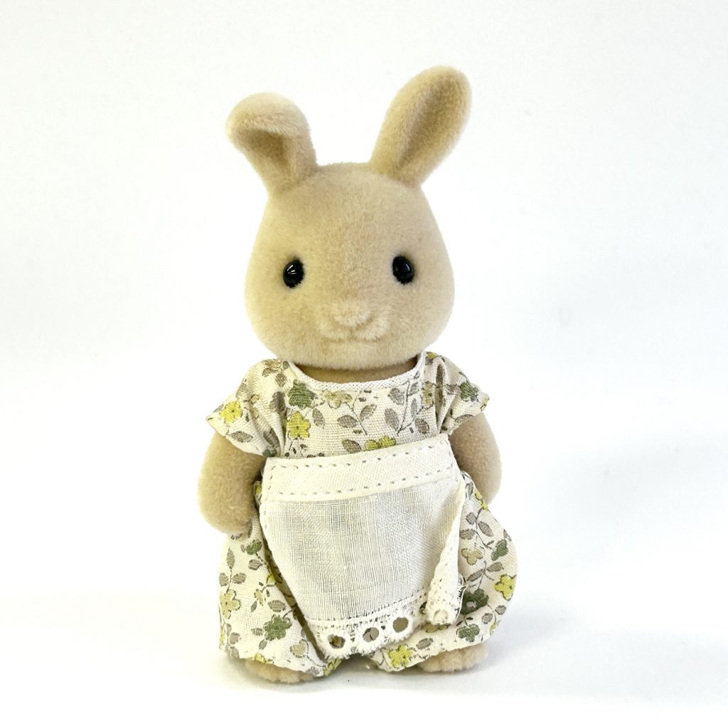 [used] Vintage Ivory Rabbit Mother Sylvanian Families Calico Critters