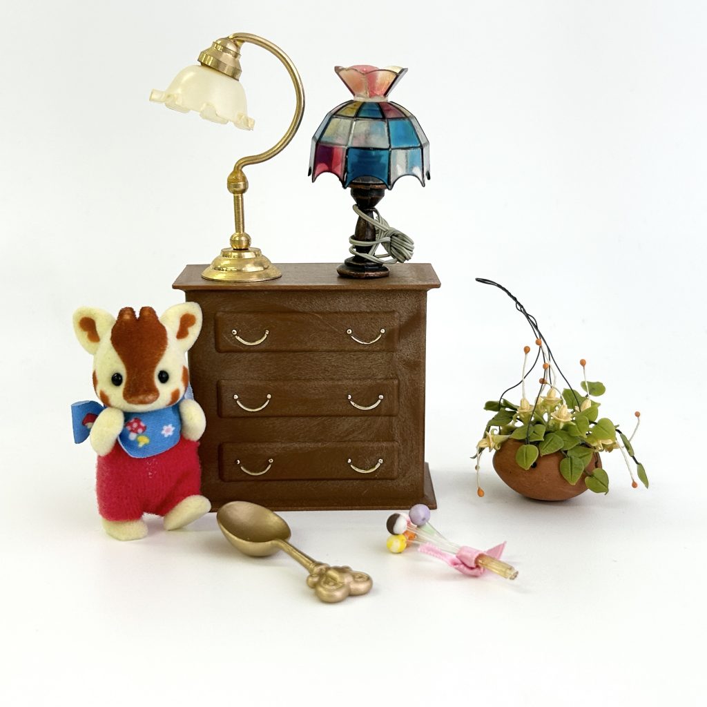 [used] Miniature Lamp & Dresser Set No brand