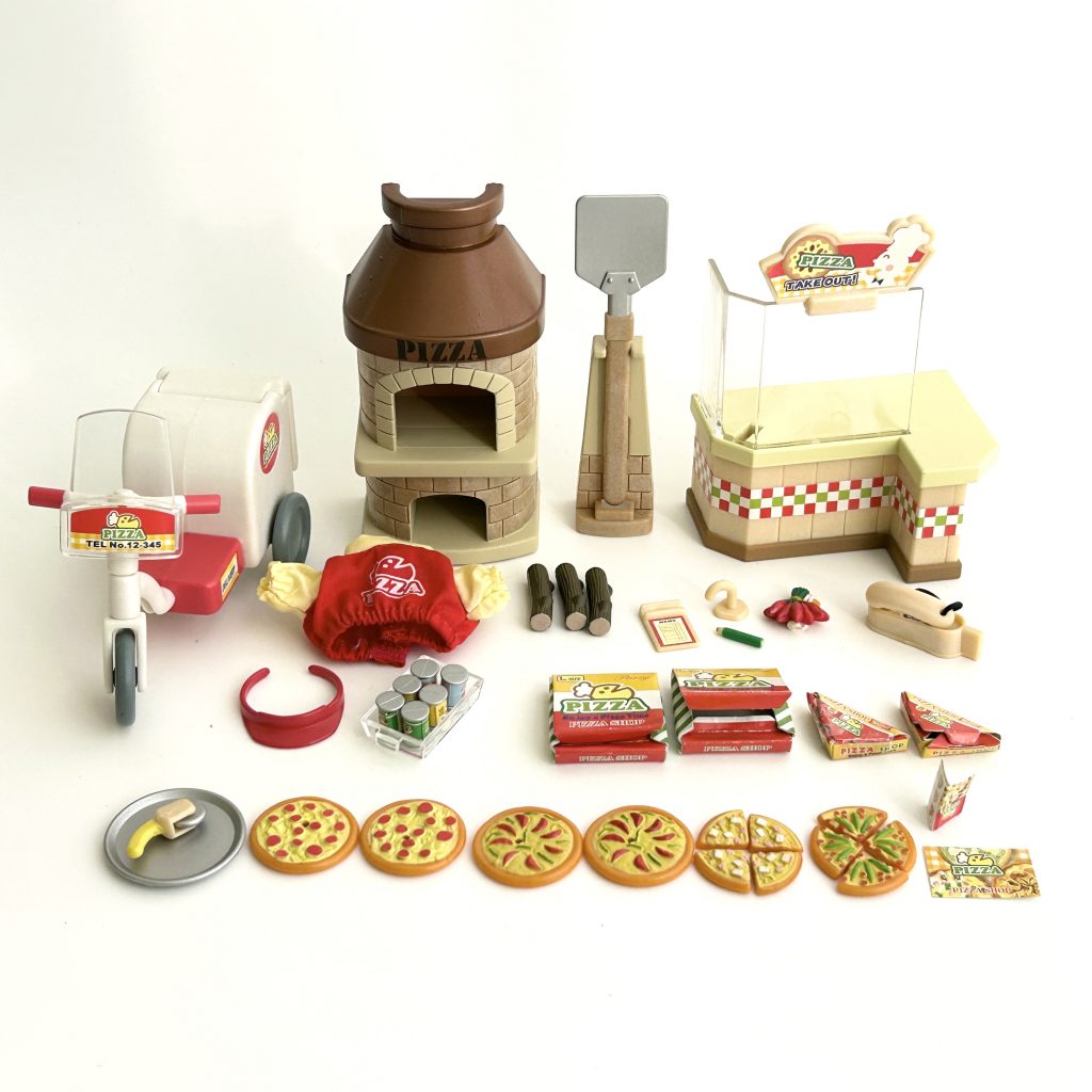 [used] Shop Pizza Parlor 4493 Sylvanian Families Calico Critters