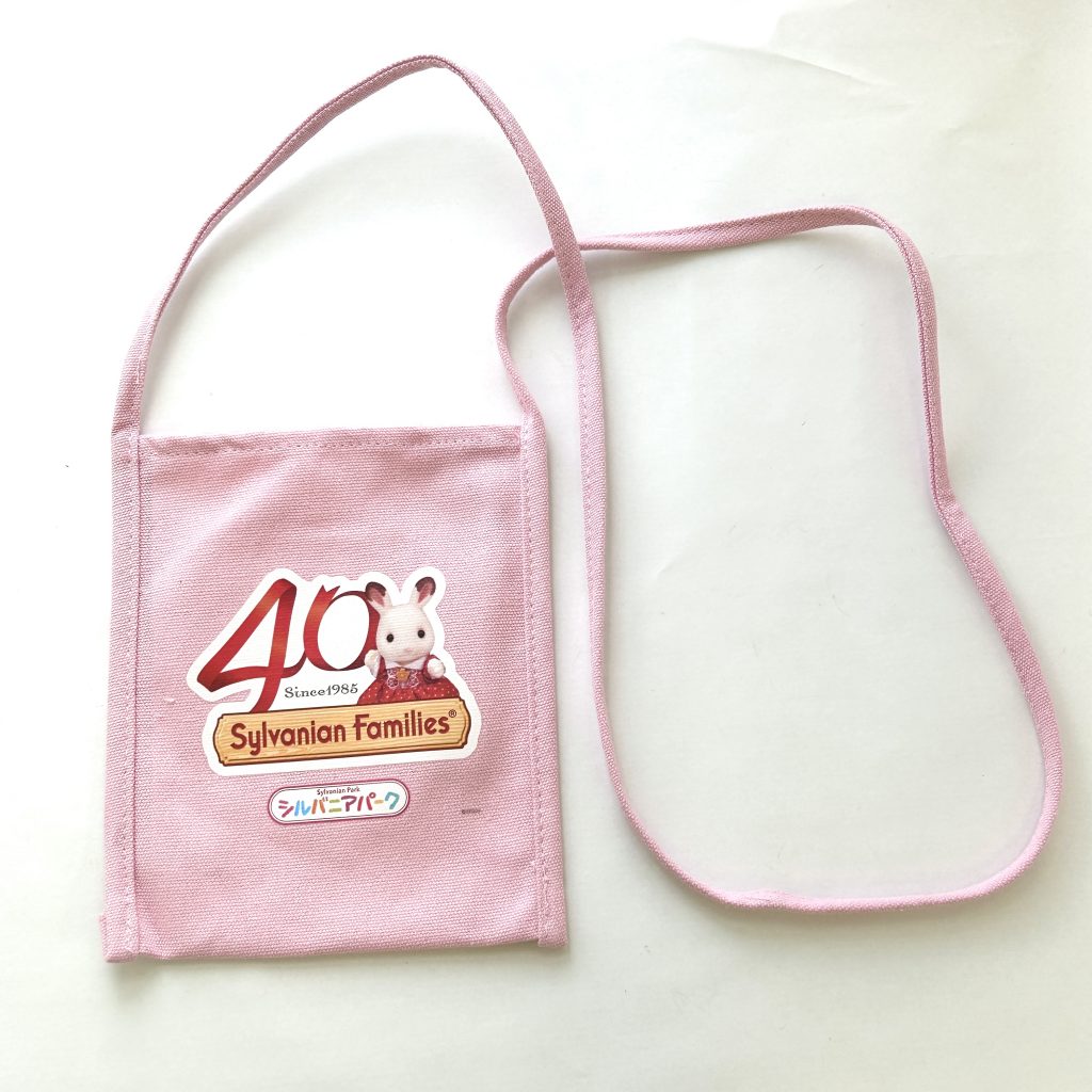 Sacoche rose du 40e anniversaire Sylvanian Families Calico Critters